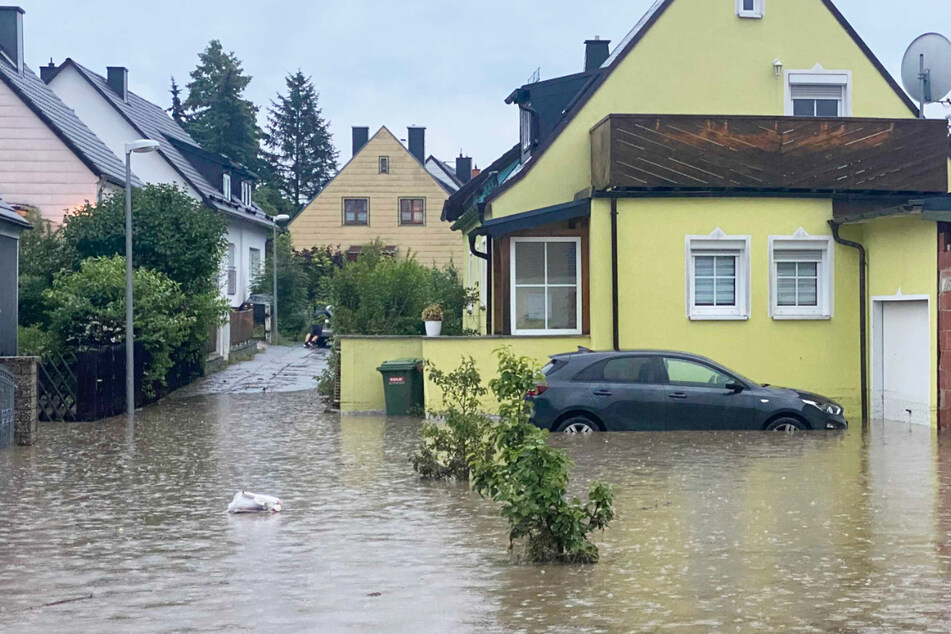 Zu den besonders stark getroffenen Gemeinden gehörte den Angaben zufolge Selbitz im Landkreis Hof.