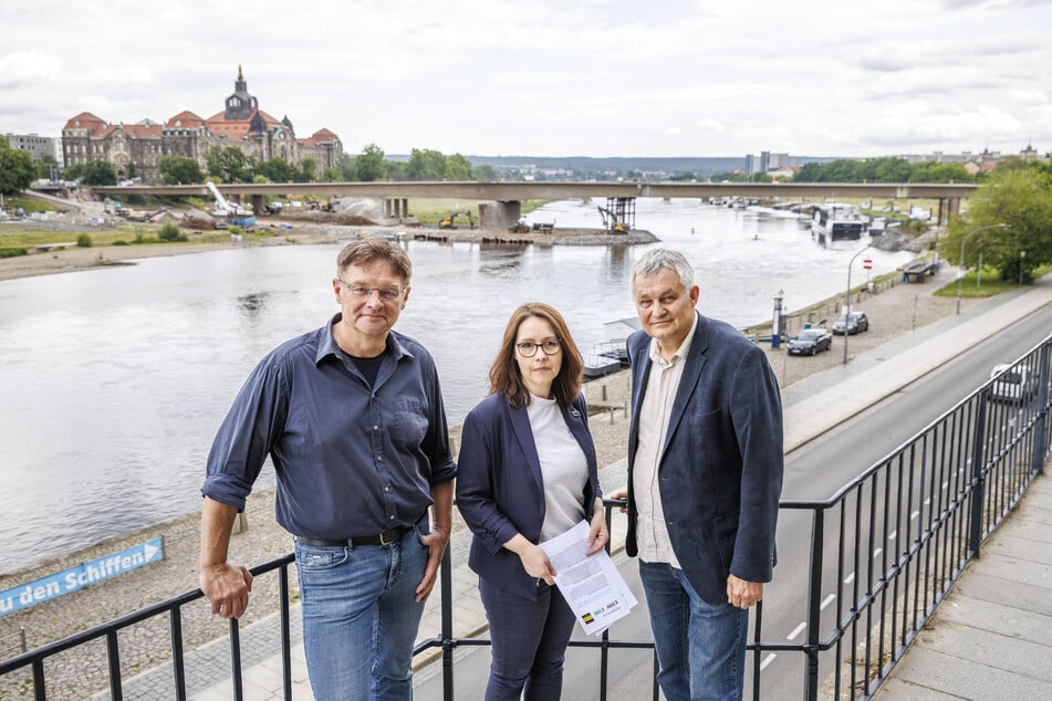 Dreier-Bündnis für vier Spuren auf der neuen Carolabrücke: die Fraktions-Chefs Heike Ahnert (44, CDU), Holger Zastrow (56, Team Zastrow) und Michael Hauck (63, Freie Bürger, r.).