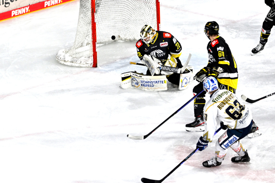 Das 2:0 für die Eislöwen erzielte hier David Rundqvist und lange sahen sie wie die sicheren Sieger aus.
