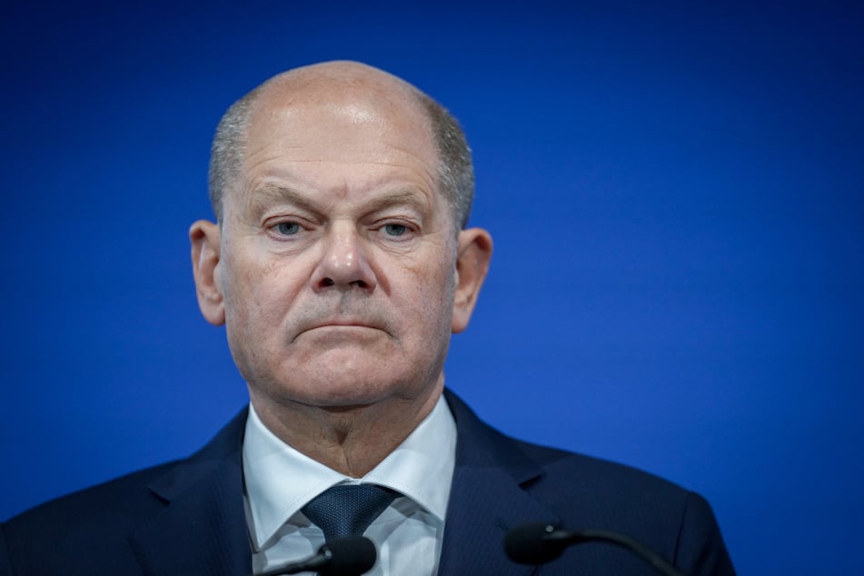 Keine leichte Woche für Kanzler Olaf Scholz (SPD, 66).