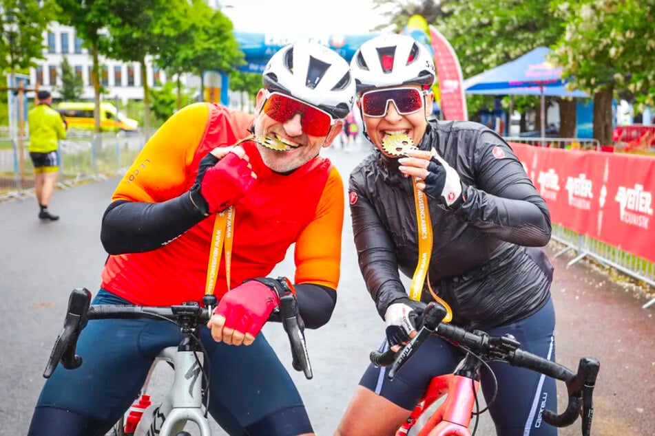 Ab 5 Uhr erobern Radsportfreunde das Leipziger Neuseenland.