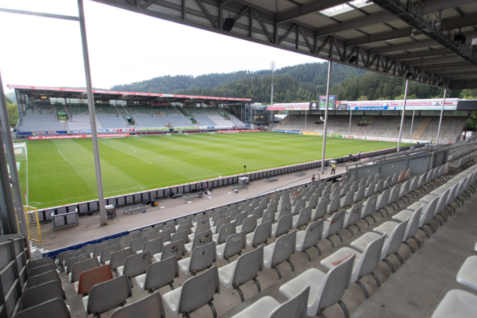Bis zu 500 Zuschauer sollen das erste Heimspiel des SC Freiburg im Schwarzwald-Stadion gegen den VfL Wolfsburg sehen können.