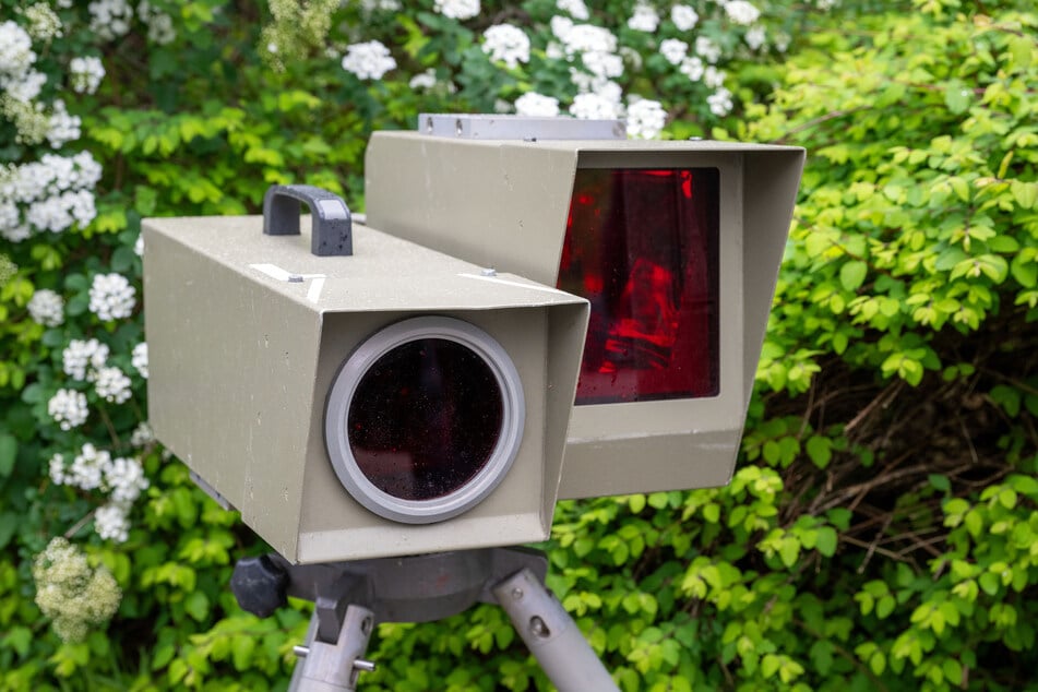 Im Magdeburger Stadtgebiet werden in den kommenden Tagen wieder Blitzer aufgebaut. (Symbolbild)