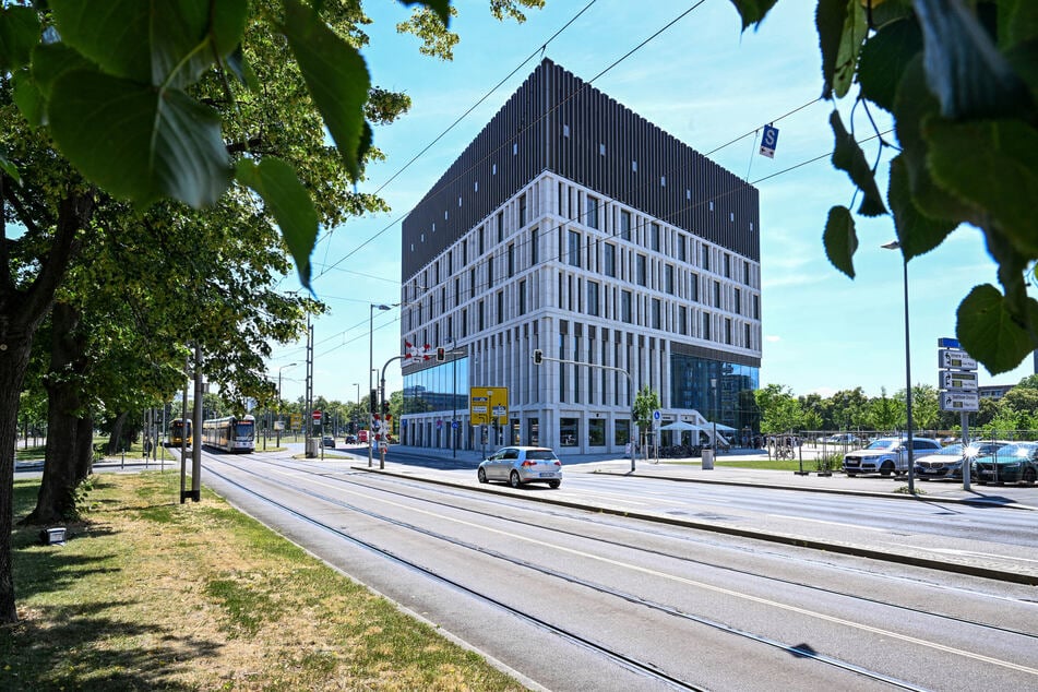Im Erdgeschoss des Stadtforums befindet sich ein Restaurant, das auch für Besucher öffnet.