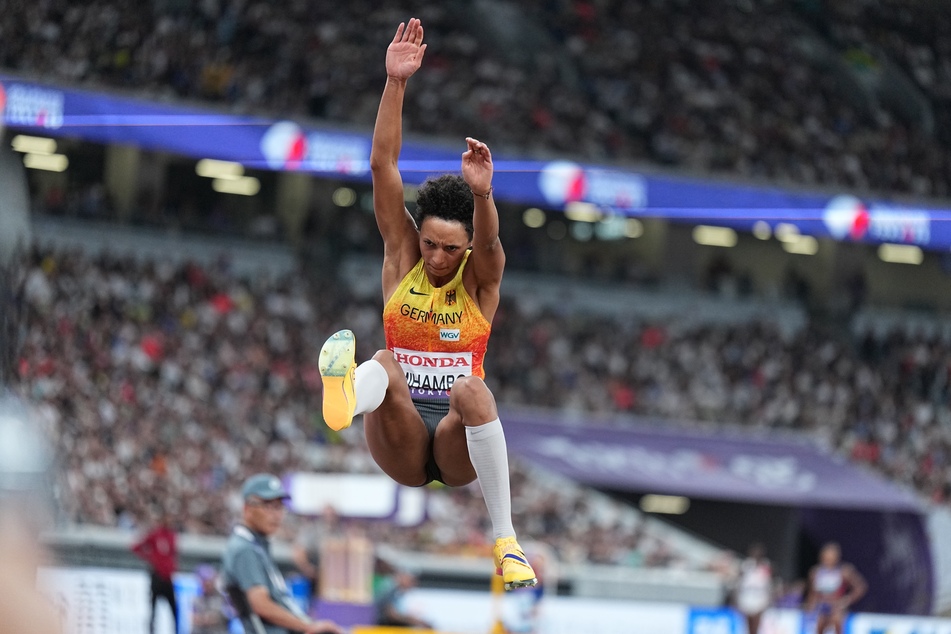 Malaika Mihambo (31) gewinnt Silber bei der Leichtathletik-WM!