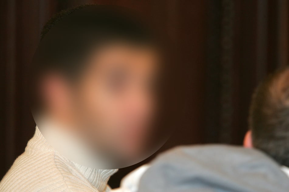 Zum Prozessauftakt am Zwickauer Landgericht gegen den mutmaßlichen Mörder von Ayla (†6), Mario L. war auch Vater Erdal dabei.
