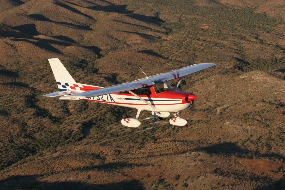 Die 22-Jährige konnte die Cessna 150 alleine landen. (Symbolfoto)