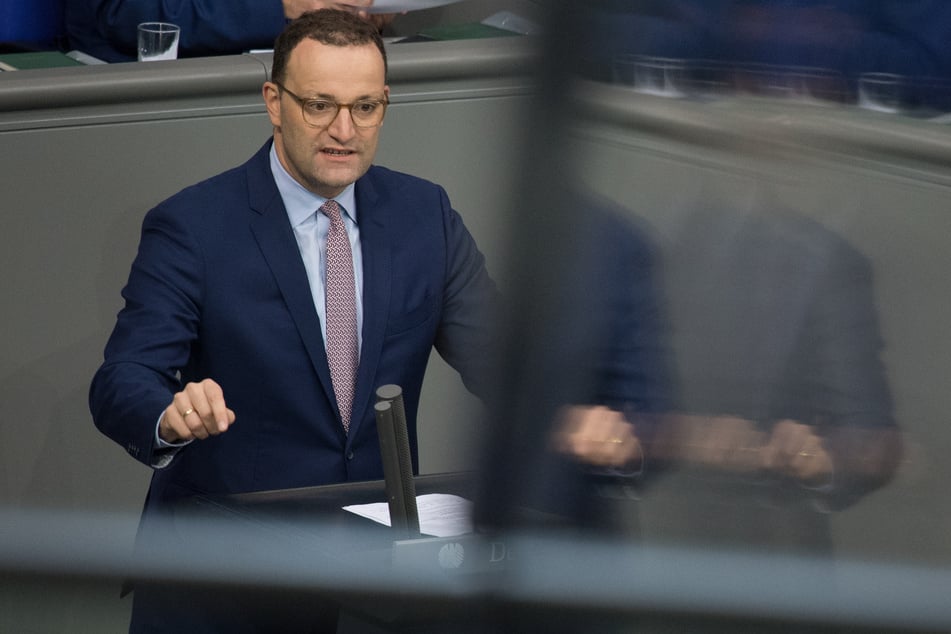Jens Spahn (40), Bundesgesundheitsminister, plant massenhaft Coronatests im Pflegeheimen.