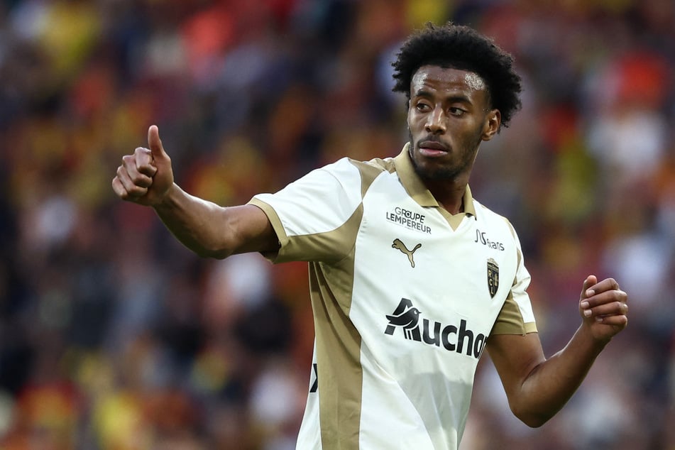 Morgan Guilavogui (27) wird den RC Lens nach seiner Rückkehr vom FC St. Pauli wieder verlassen und nach England wechseln.