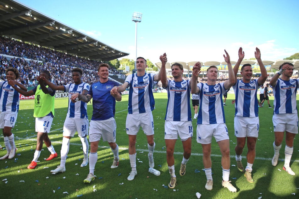 Für die Hertha-Stars war es ein hartes Stück Arbeit, am Ende aber konnten sie jubeln.