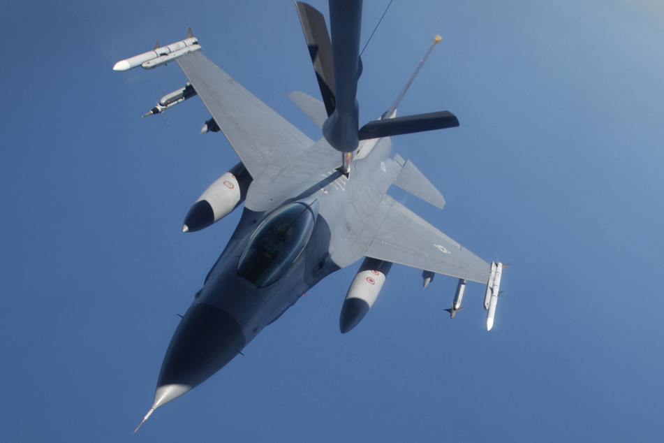 A US F-16 fighter jet pilot was forced to eject after experiencing an "in-flight emergency" during a training exercise in South Korea.