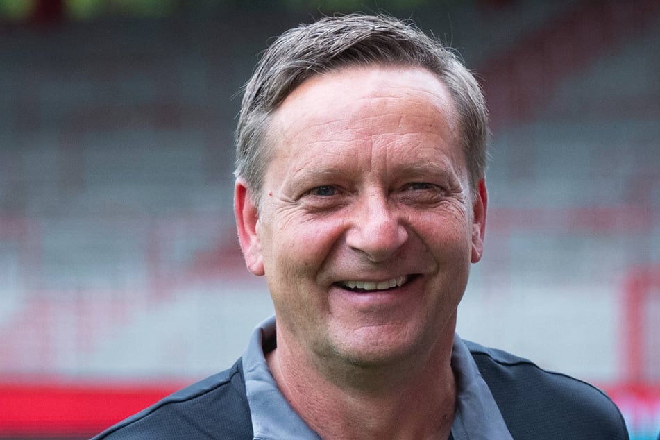 Union-Manager Horst Heldt (56) ist dem Wechselwunsch des Torhüters nachgekommen.