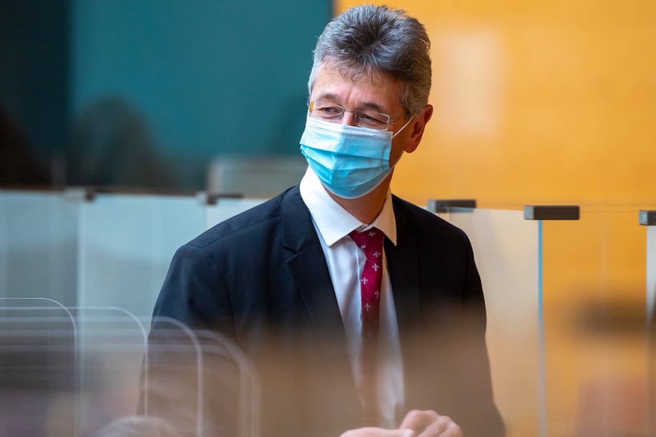 Michael Piazolo (61, Freie Wähler), Staatsminister für Unterricht und Kultus, im Bayerischen Landtag.