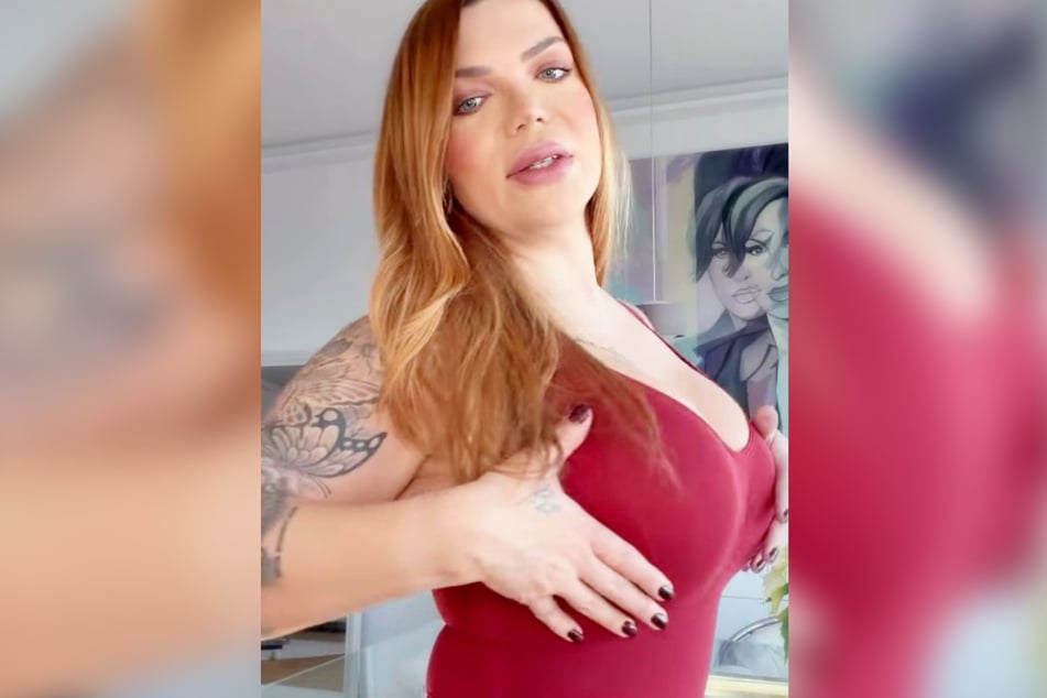 Dieser Instagram-Screenshot zeigt, dass Nicolette Fountaris (38, früher Mademoiselle Nicolette) über lange Zeit mit einem äußerst voluminösen Brustumfang ausgestattet war.