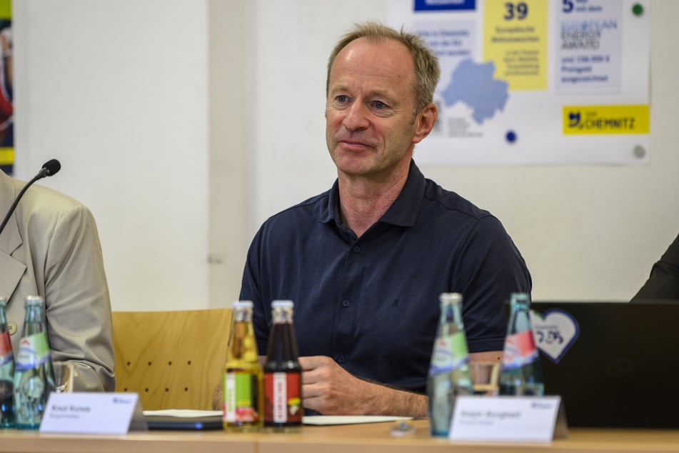 Bürgermeister Knut Kunze (56, parteilos) muss beim geplanten Tierpark-Eingang die Reißleine ziehen: Die bisherige Variante ist zu teuer.