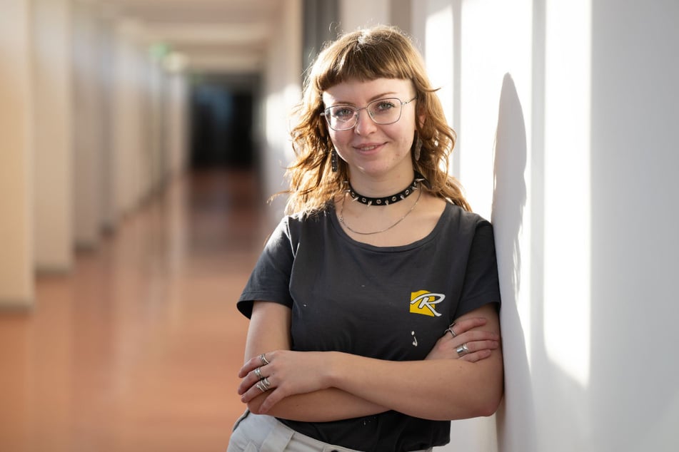 Paulina Ließner (20), angehende Malerin und Lackiererin, im Beruflichen Schulzentrum Bau und Technik Dresden.