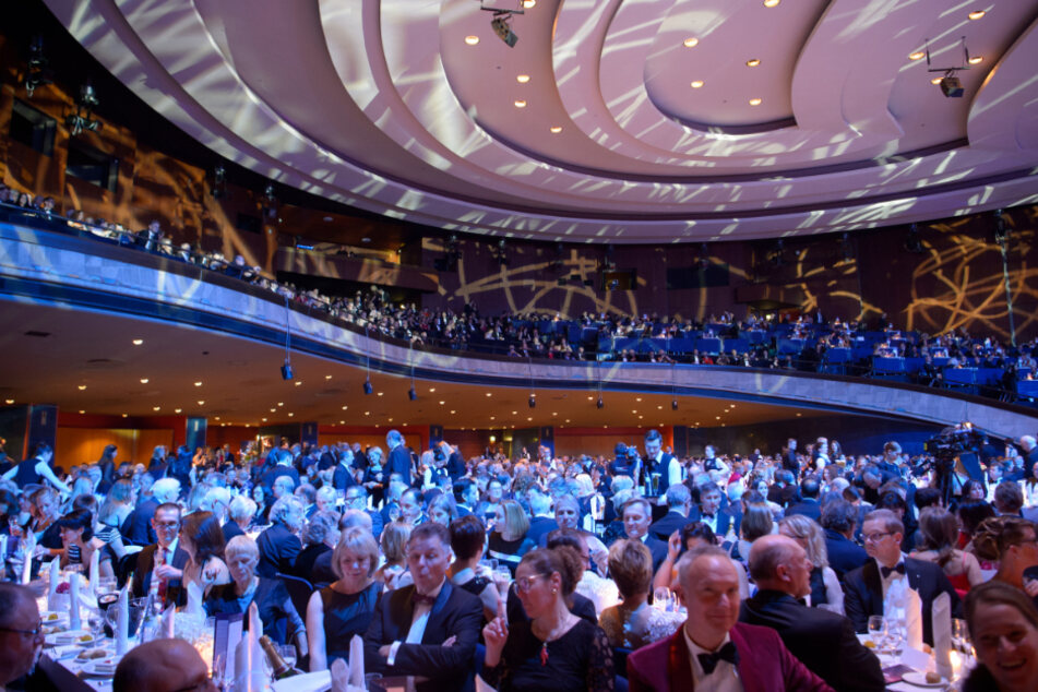 Die Liederhalle fasst rund 6000 Menschen.