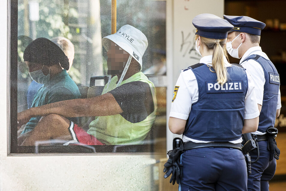 Mehr als 1000 Masken-Verstöße bei den DVB, aber kaum einer muss zahlen