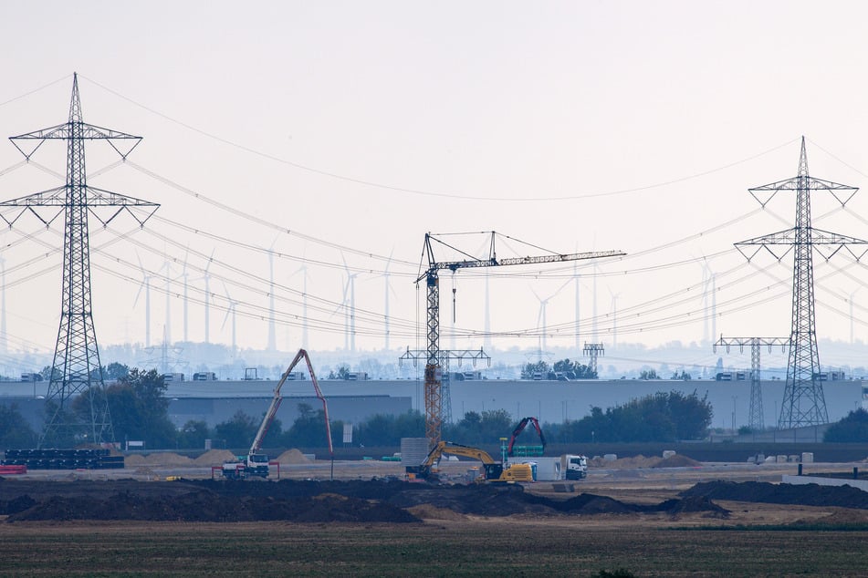 Nach dem Rückzug von Intel sucht das Land weitere Investoren für den High-Tech Park. (Archivbild)