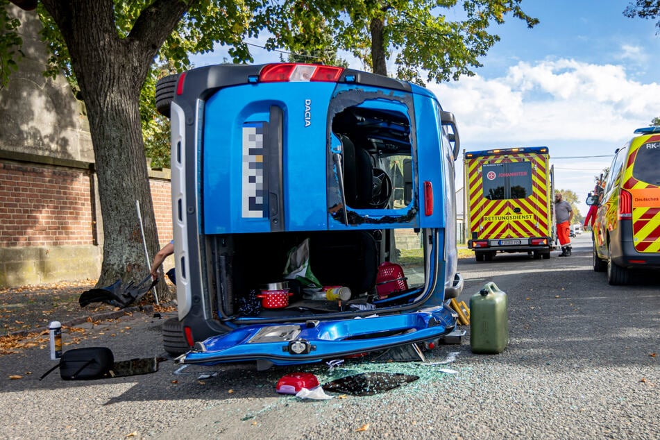 Der Fahrer konnte seinen Wagen selbstständig verlassen.