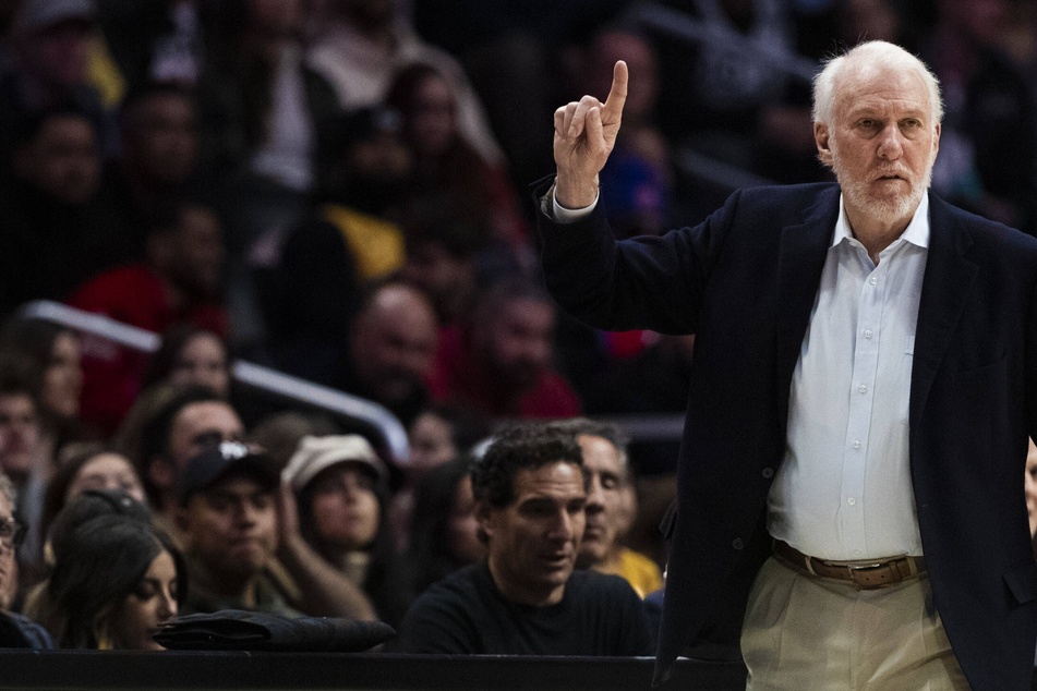NBA: Coaching history is made as the Spurs tune out the Jazz at home