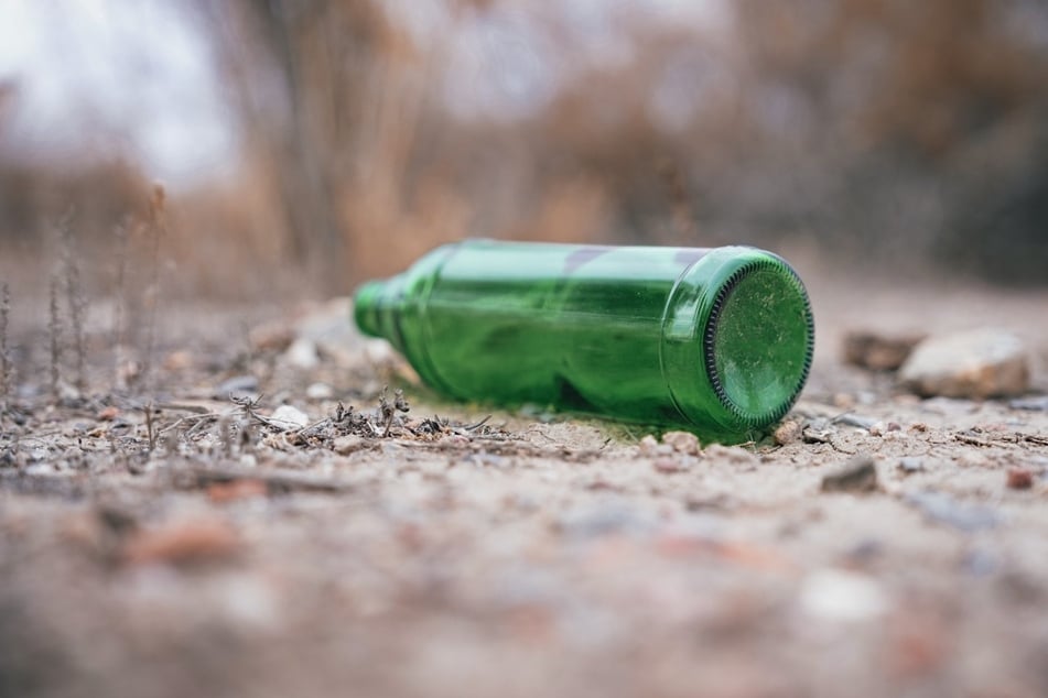 Laut den Beteiligten markierte eine Bierflasche den Anfang der Prügelei. (Symbolbild)