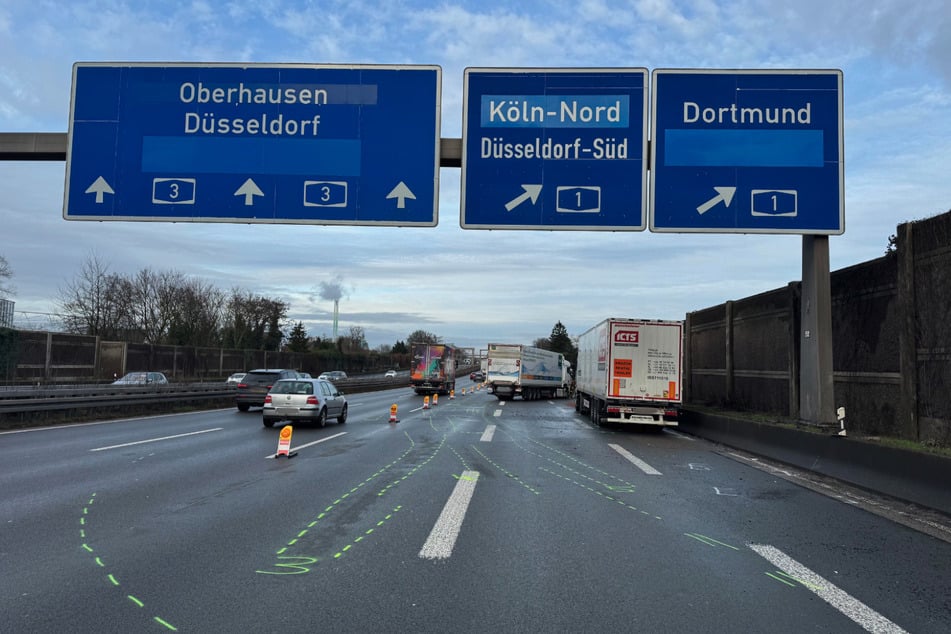 Auf der Strecke zwischen Oberhausen und Köln bildetet sich zeitweise ein sieben Kilometer langer Rückstau.