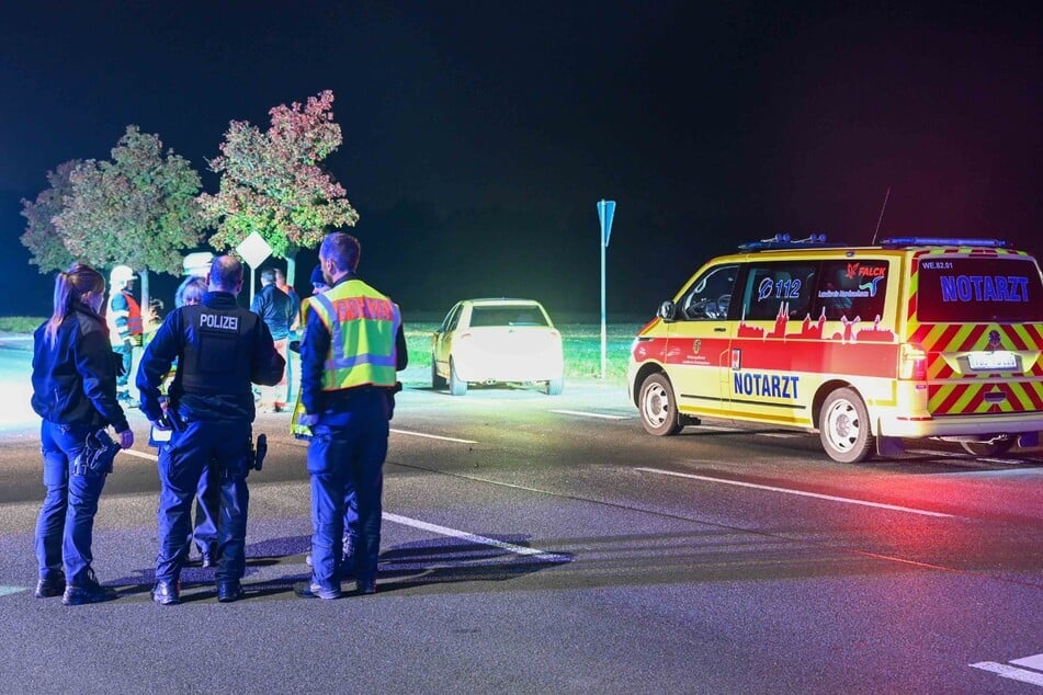 Der Fahrer des Unfallfahrzeugs erlitt einen Schock, blieb aber ansonsten unverletzt.