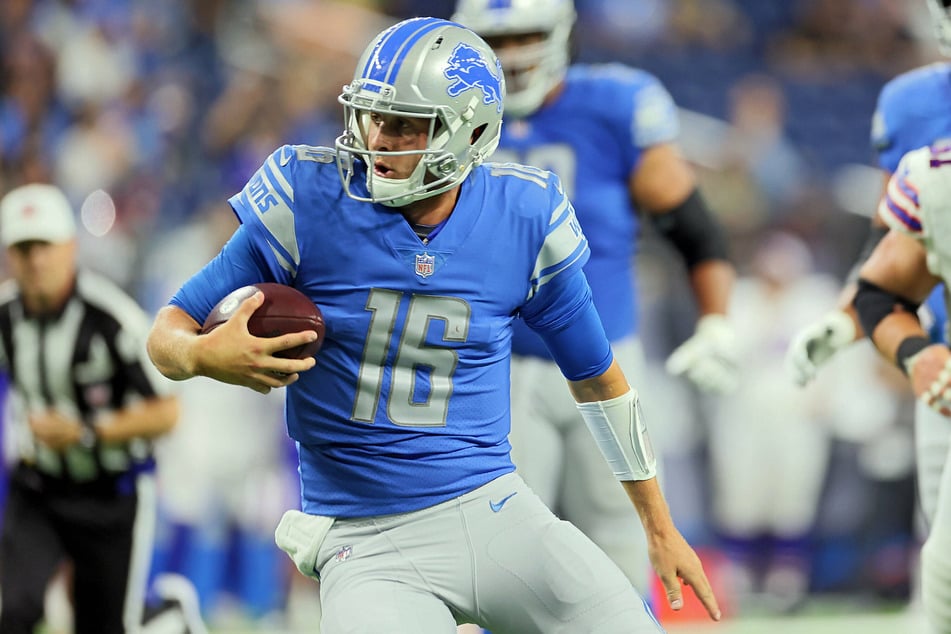 Quarterback Jared Goff played his first game as a Detroit Lion on Friday night, but they lost to Buffalo 16-15.