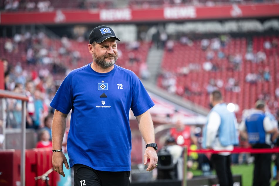 HSV-Coach Steffen Baumgart (52) wurde dabei gefilmt, wie er seinem Schützling Jean-Luc Dompé (29) den Mittelfinger zeigte. (Archivfoto)