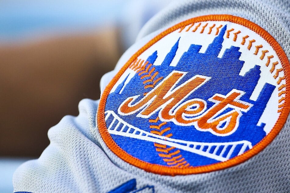 Mets crisis deepens after players give angry fans a taste of their own medicine