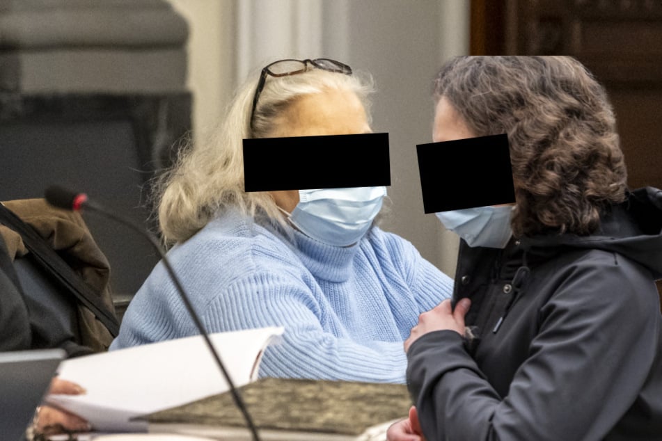 Eltern und Halbschwester angeklagt: Familie soll Kind (13) mit Medikamenten vergiftet haben