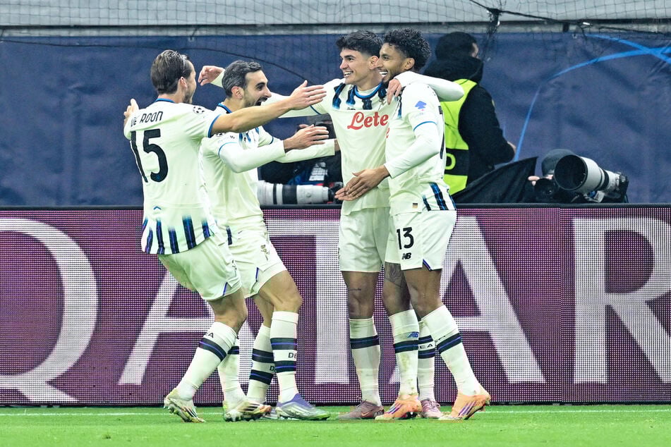 Grund zum Feiern: Atalanta Bergamo erzielte in fünf Minuten drei Tore und gewann so verdient mit 3:0 gegen Eintracht Frankfurt.