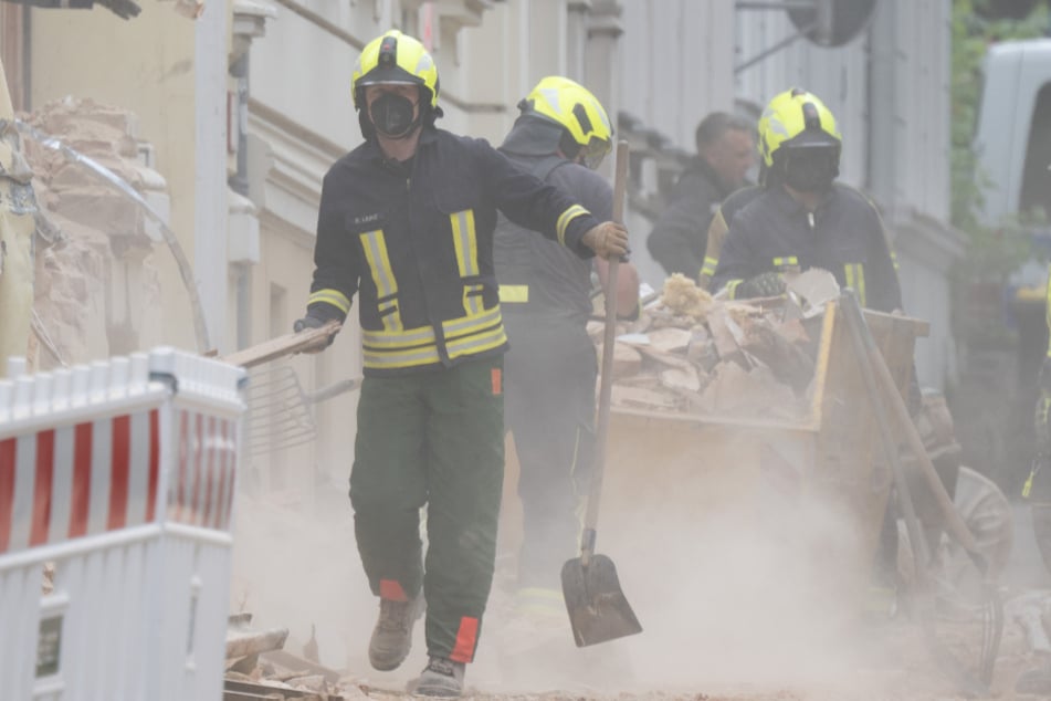 Hauseinsturz mit drei Toten in Görlitz: Kriminaltechniker begeben sich in Lebensgefahr