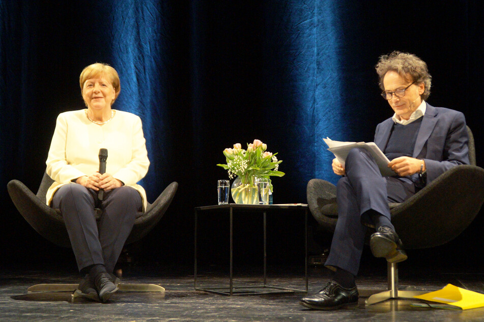 Merkel wurde von "Zeit"-Chefredakteur Giovanni di Lorenzo (64) interviewt.