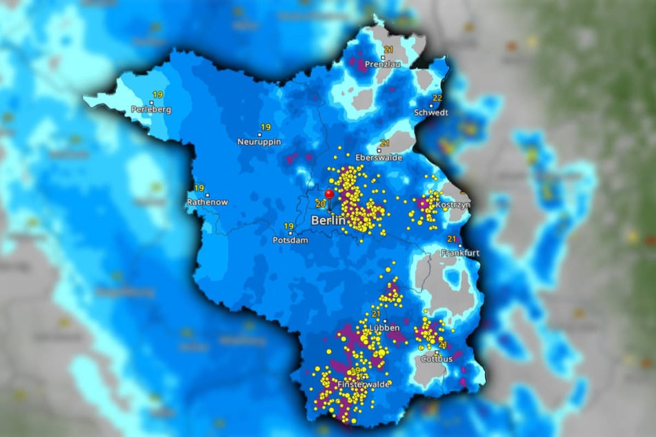 Am Montag werden für Berlin und Brandenburg heftige Regenfälle vorhergesagt - die gelben Punkte zeigen die erwartete Häufigkeit von Blitzen an.