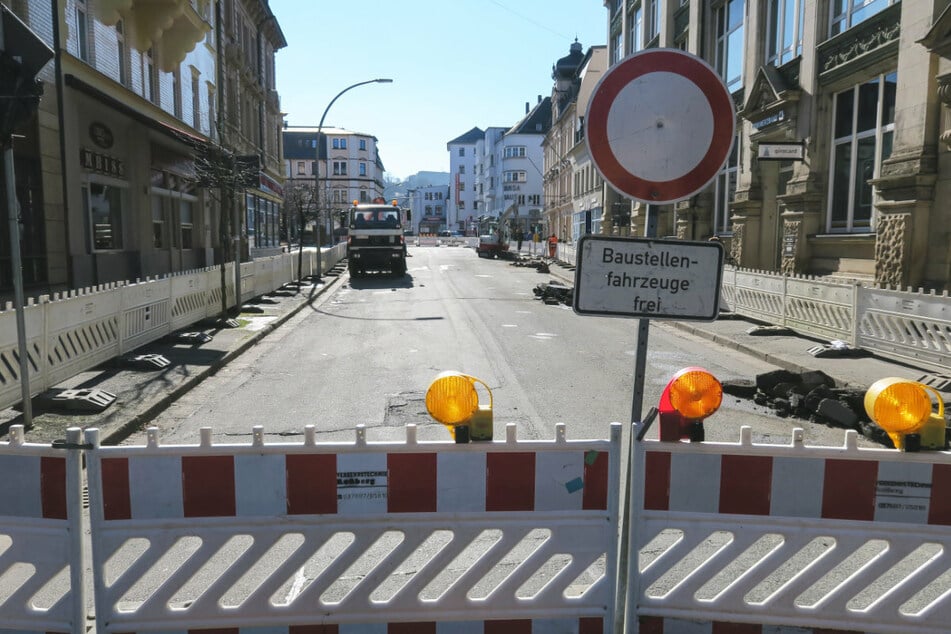 Auf der Bahnhofstraße wird bis Ende April gebaut.