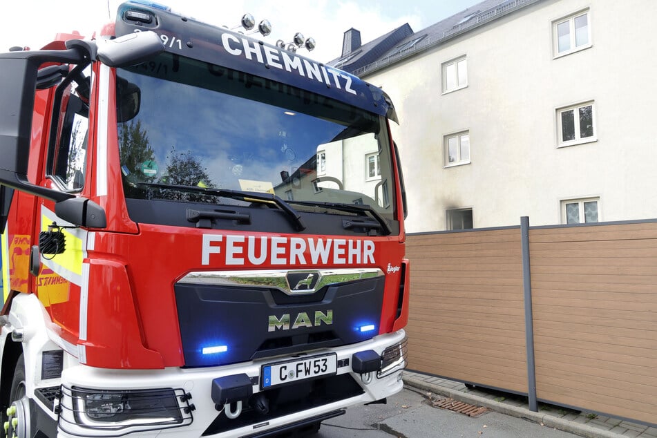 Die Feuerwehr rückte am heutigen Montag zu einem Wohnungsbrand zum Chemnitzer Sonnenberg aus.