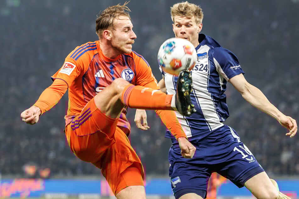 Herthas bester Torschütze wird auch beim KSC starten: Luca Schuler (26, r.) steht derzeit bei fünf Treffern.