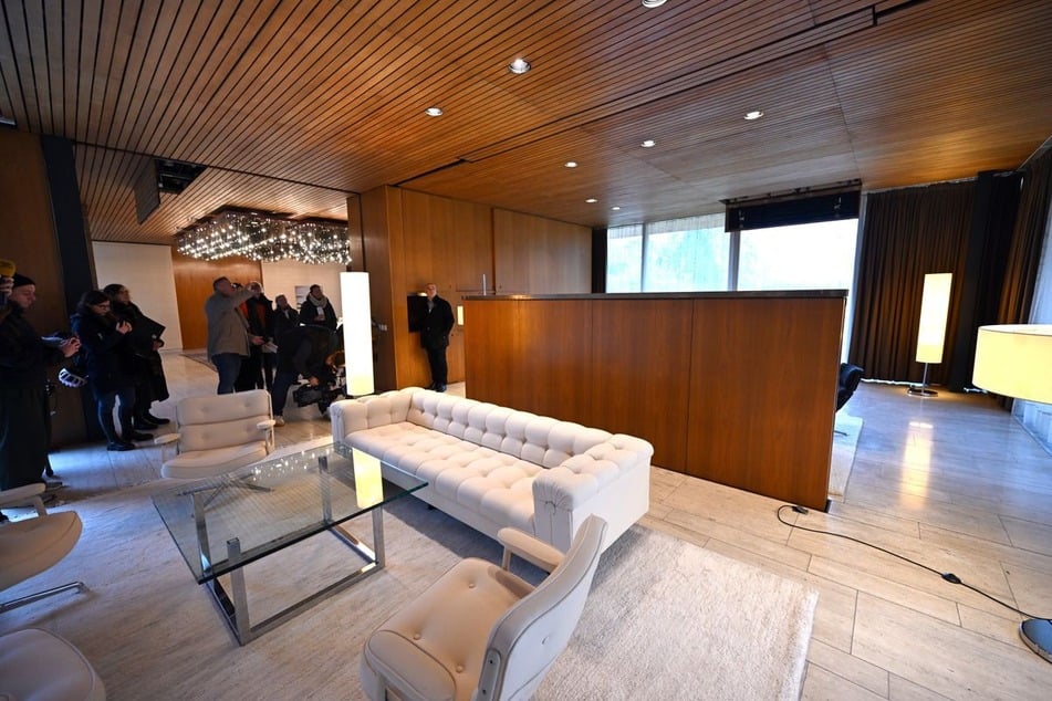 Köln: 17 Monate dicht: Kanzlerbungalow öffnet wieder für Besucher