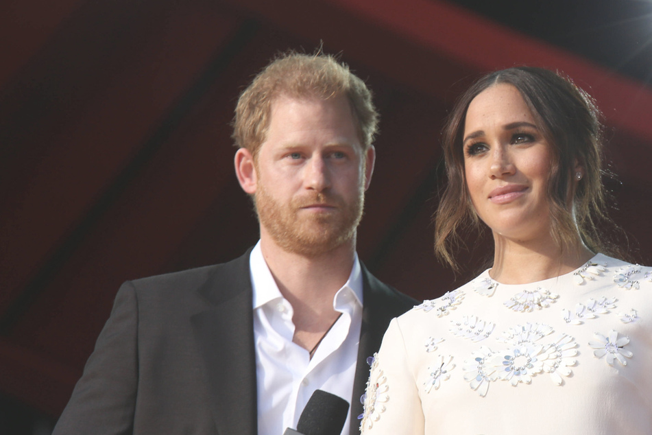 Harry and Meghan to continue working for Spotify despite "concerns"