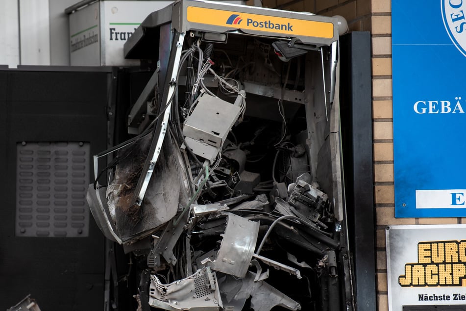 Der Sprengstoff wurde direkt am Automaten angebracht.