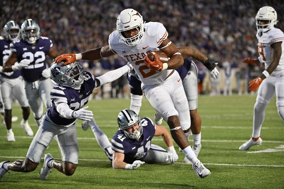 Texas will face a tough challenge this Saturday, as the Wildcats are known for their aggressive, run-heavy style – different from most teams they have played this season.