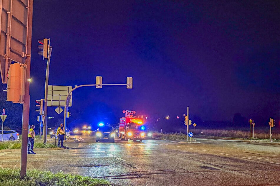 Die Mediamarkt-Kreuzung in Bruchsal war nach dem Unfall bis zum späten Dienstagabend gesperrt.