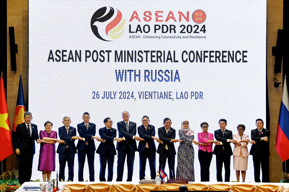 Talks will take place against the backdrop of the ASEAN summit in Laos.