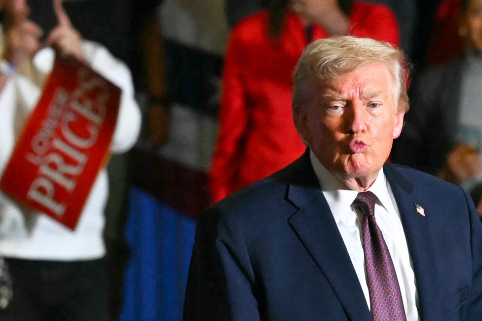 Trump swears he "never" mentions how women look since entering politics: "I don't even look anymore!"