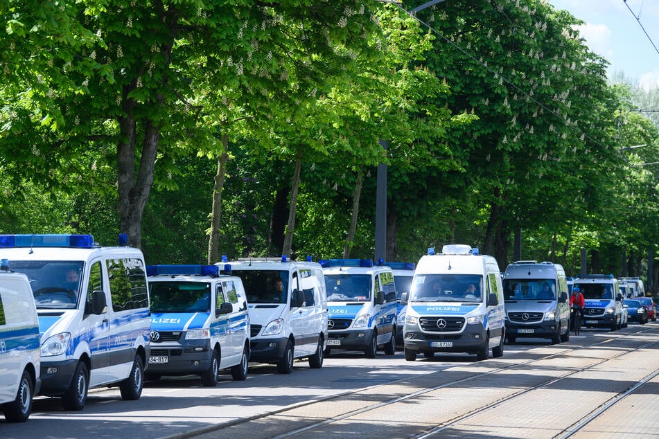 Rund um das bevorstehende Heimspiel der Dynamos gegen den 1. FCK gelten verschärfte Auflagen. Für die Fans geht das mit einem spürbar erhöhten Sicherheitsaufkommen einher.