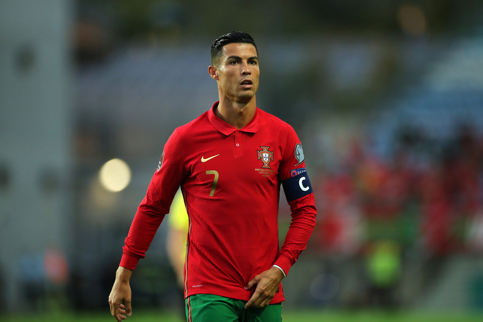Cristiano Ronaldo (36) will seine Mutter demnächst nicht mehr so häufig im Stadion sehen.