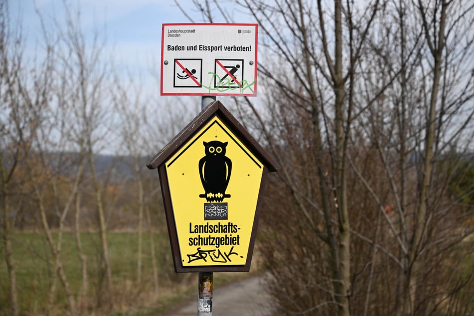 Noch ist das Baden im Landschaftsschutzgebiet untersagt.