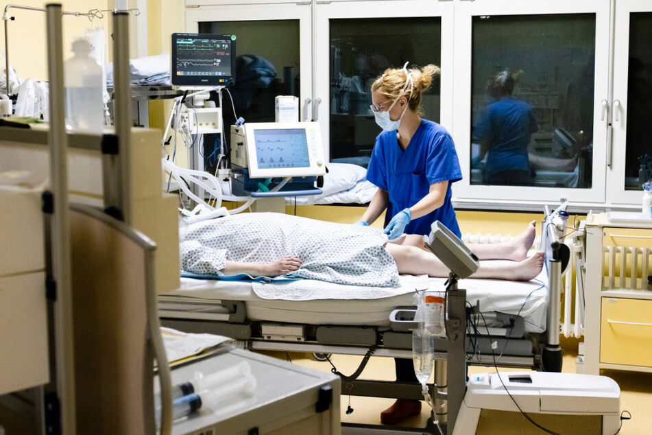 Derzeit werden 174 Covid-Patienten auf Intensivstationen behandelt. (Symbolbild)